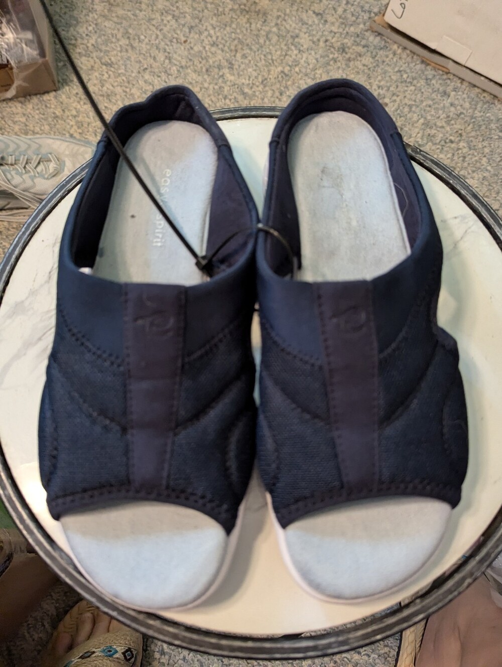 NWOT Women's Easy Spirit Tine 2 Slide Sandals Size 6.5